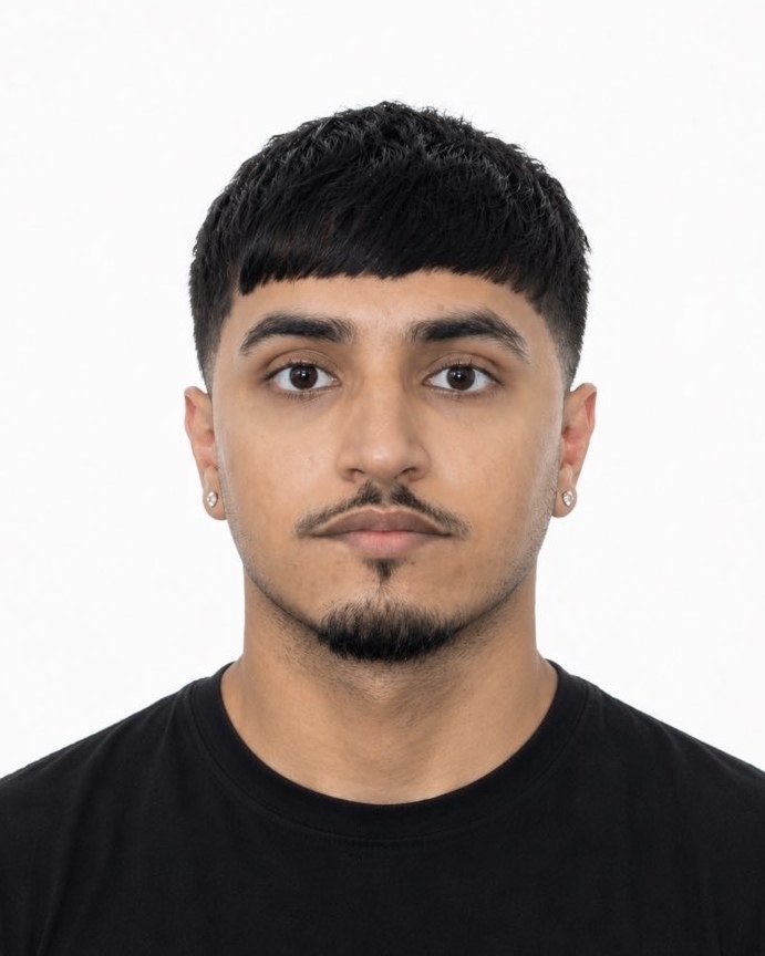Aaron Ratna
